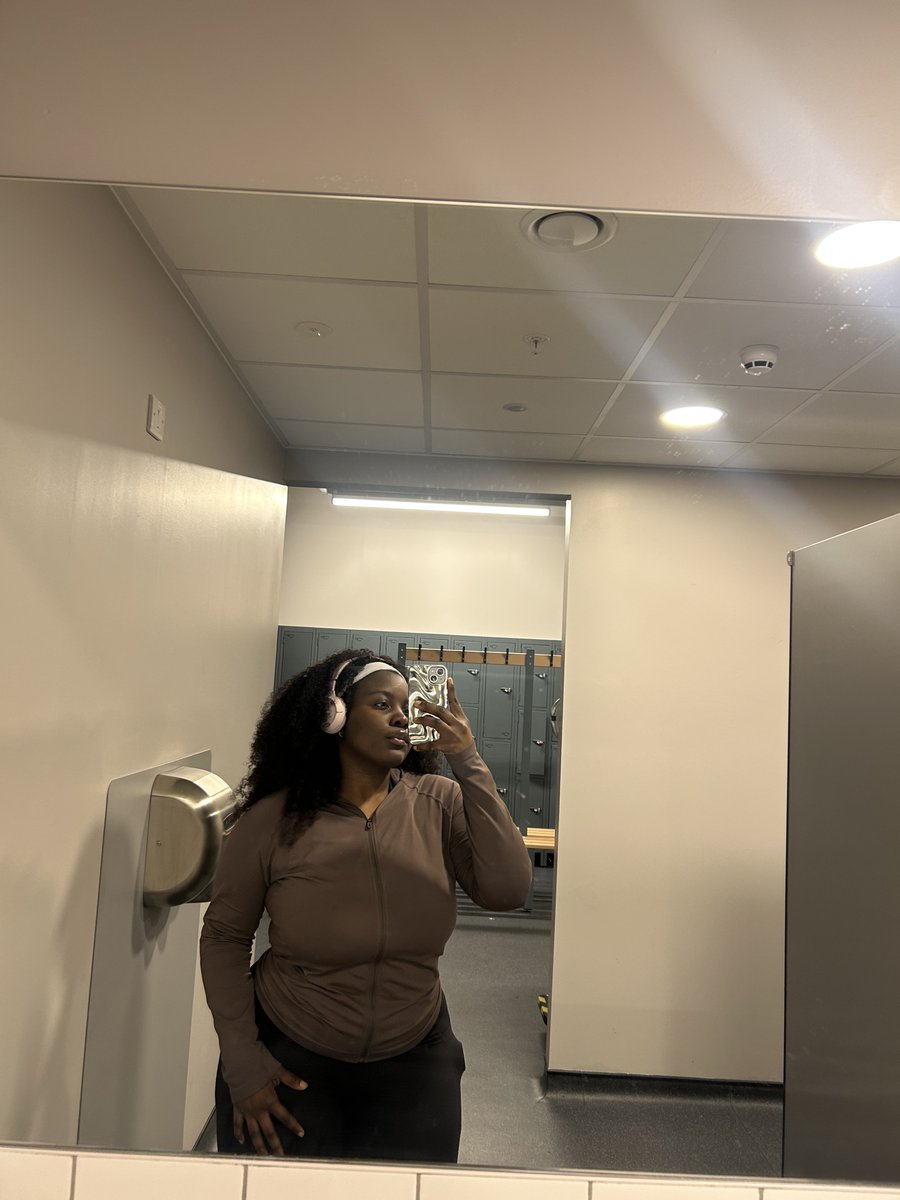 the Grinch tweet media