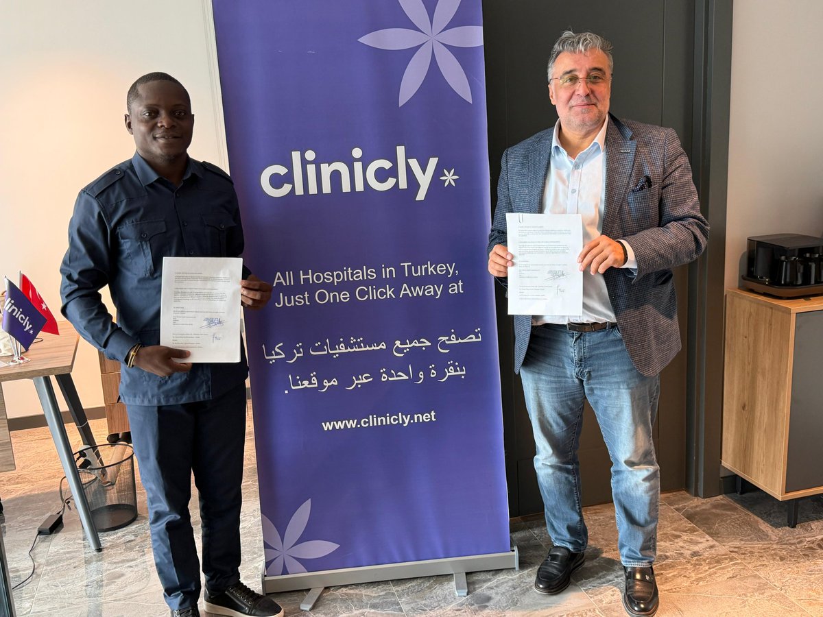 #PREMIER_CONTRAT_SIGNÉ

À l'issue d'une brève période de négociation à Anvers, en Belgique, nous avons finalisé un accord de collaboration cet après-midi avec la société belge #CLINICLY spécialisée dans le secteur médical. Cette société nous assistera dans l'acquisition du visa