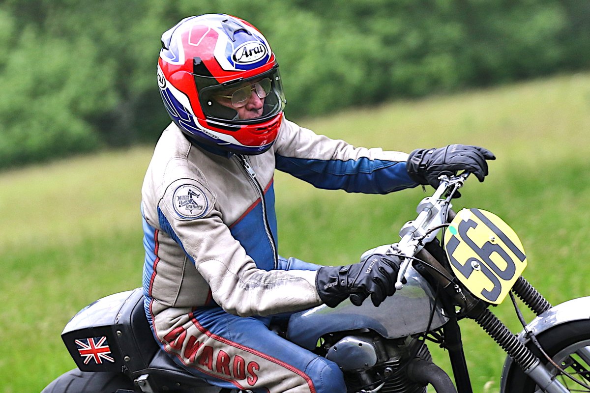 WiscombePark's tweet photo. Peter Isaac - Hero of The Hills! See FB for the full article and more photo's.
#wiscombepark #wiscombehillclimb #speedevent #speedhillclimb #hillclimb #motorsport #sharethepassion https://t.co/CsbO7iWfm7