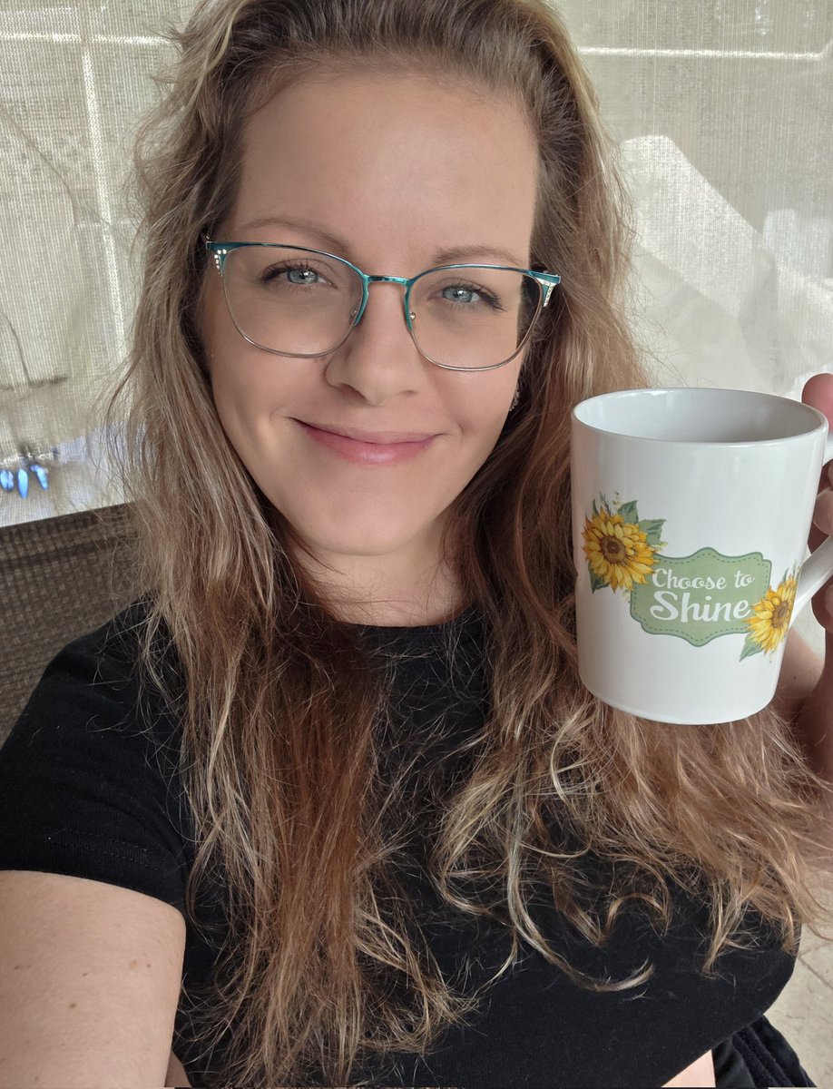 𝓡𝓳 🥀 tweet media