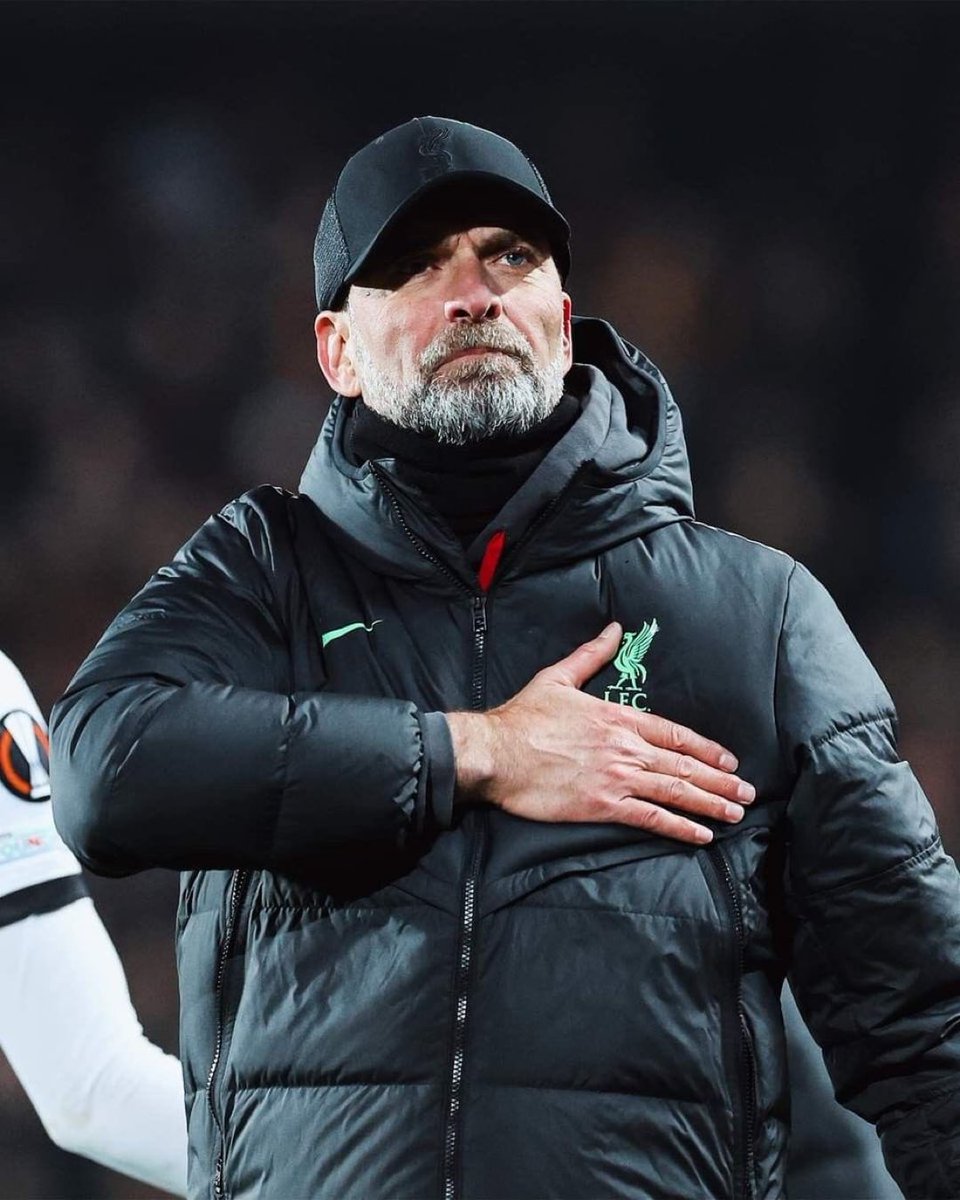 وصول هذا الرجل لنهائي الابطال ثلاث مرات خلال خمس سنوات هو إنجاز مُستهان فيه بشكل كبير .

وكل سنة احس بقيمة هالإنجاز ❤️.