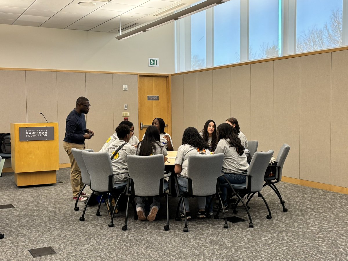 Tracie Chauvin, LSCSW tweet media