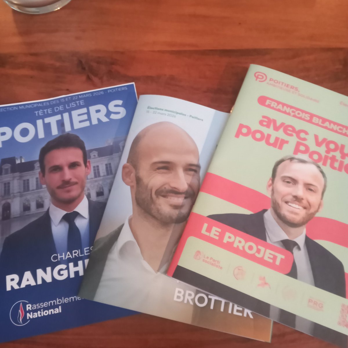 ericduboc's tweet photo. Pour l'instant,  je n'ai rien reçu d'autre dans la boîte aux lettres...
#Poitiers 
#Municipales2026 https://t.co/Mi3tvaJ1ZU