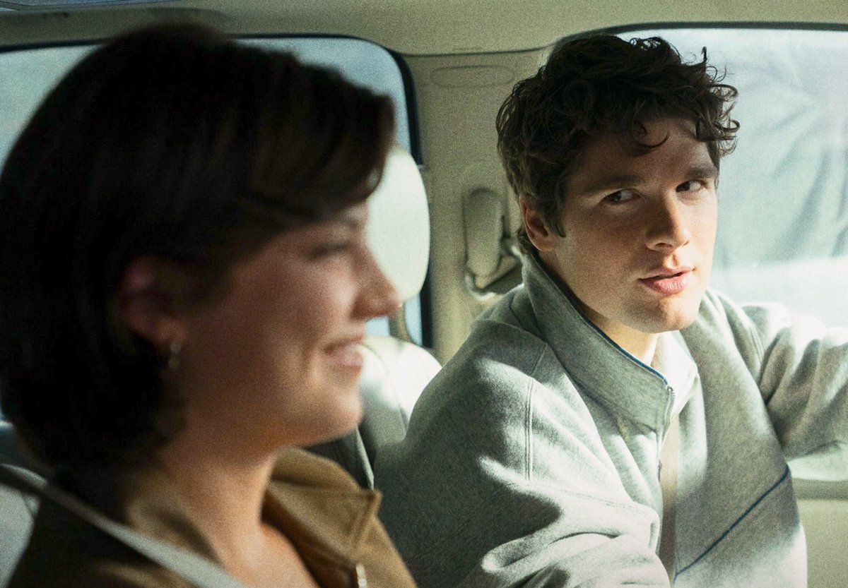 i3kristine's tweet photo. so it goes, he can’t keep his wild eyes on the road. https://t.co/a1F8FeohHb