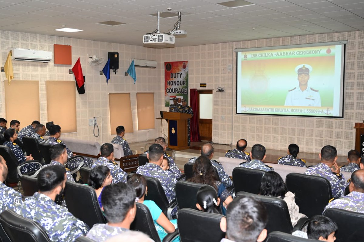 INS Chilka tweet media