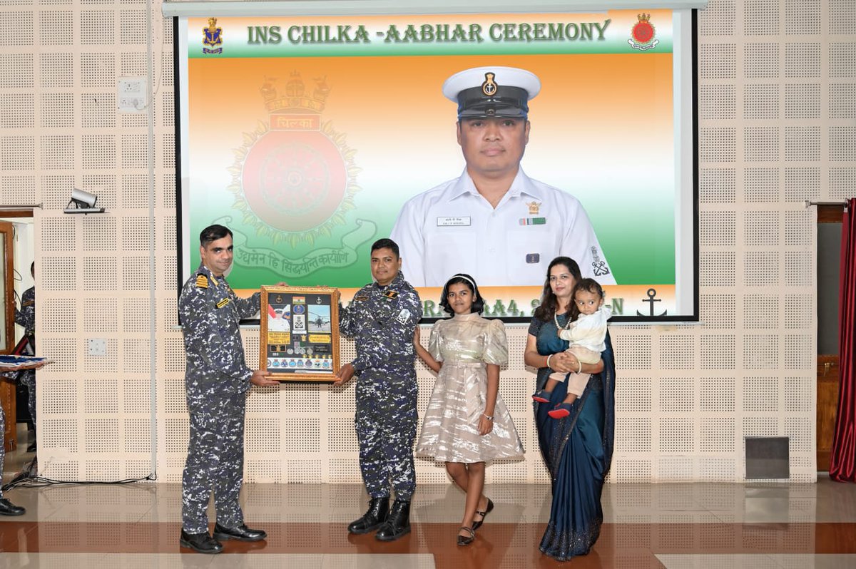 INS Chilka tweet media