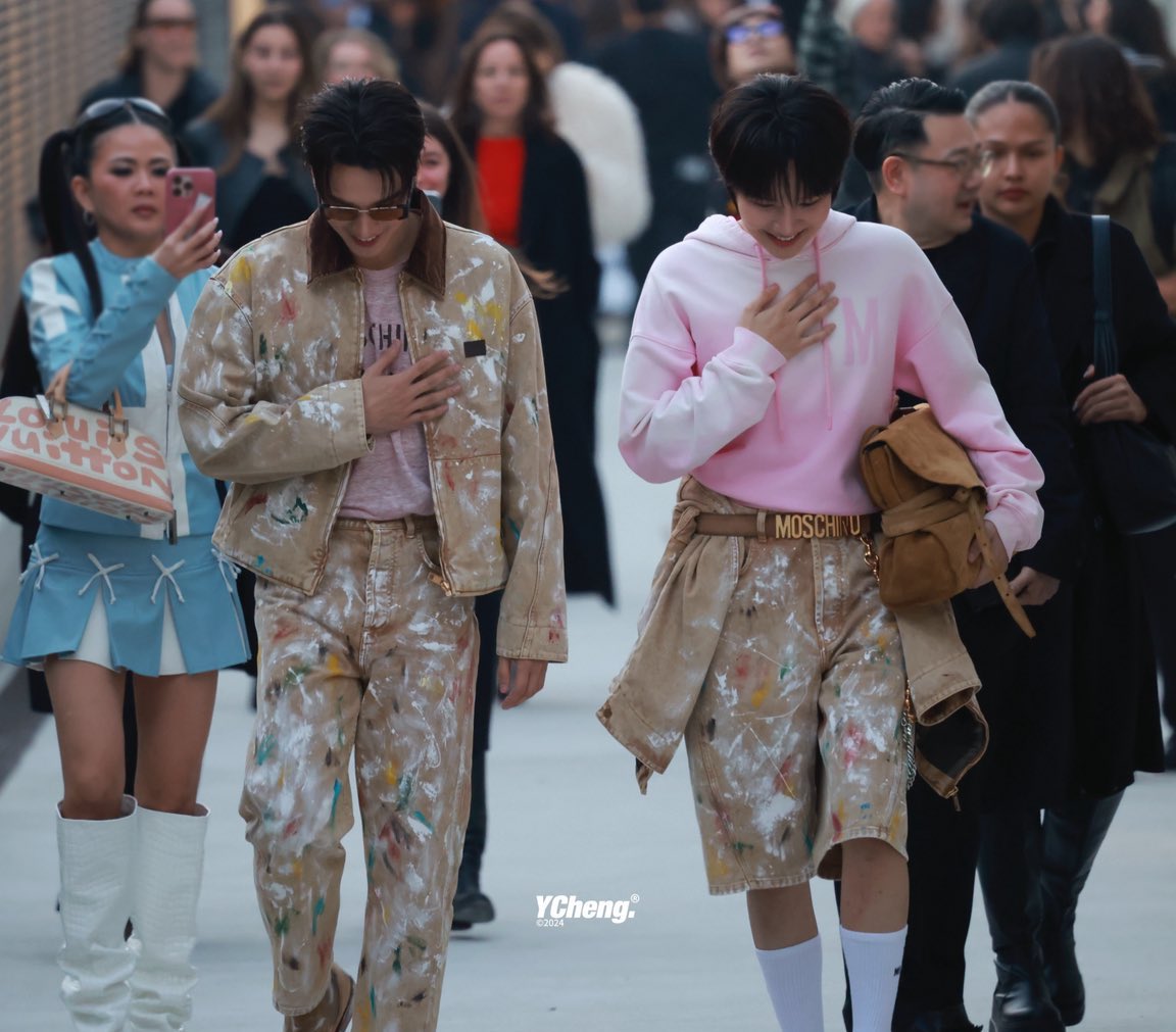 เก่งน้ำปิงมือแตะอกแล้วโค้งให้แฟนคลับที่มาซัพพอร์ต จะร้องไห้ มั้นเราทำได้แล้วนะ 😭