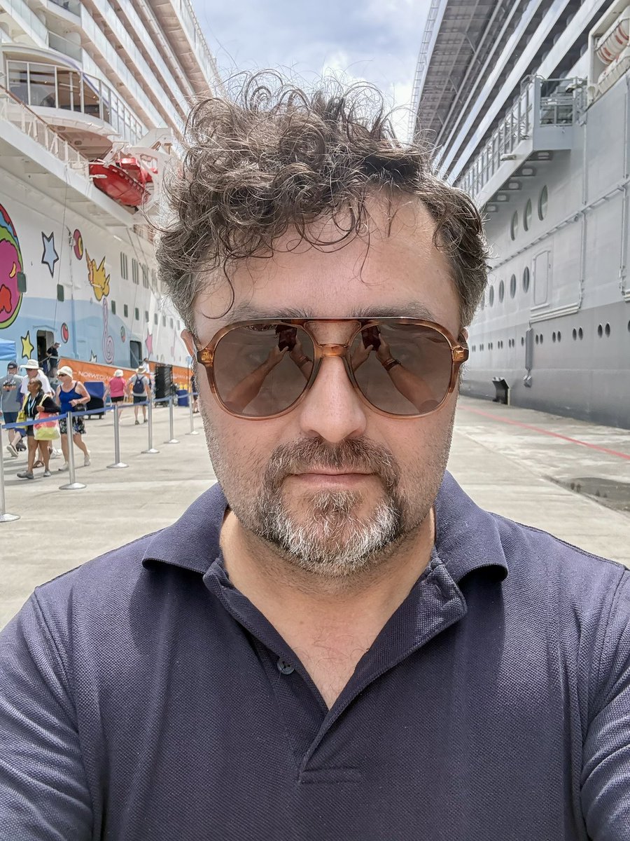 nrico's tweet photo. Enjoying the day. https://t.co/kPMVgHWwrC