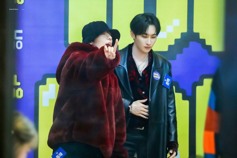 415Hz_'s tweet photo. 늑토도 좋지만 뱀토가 유독 꼴림... https://t.co/dwsquWM0Yg