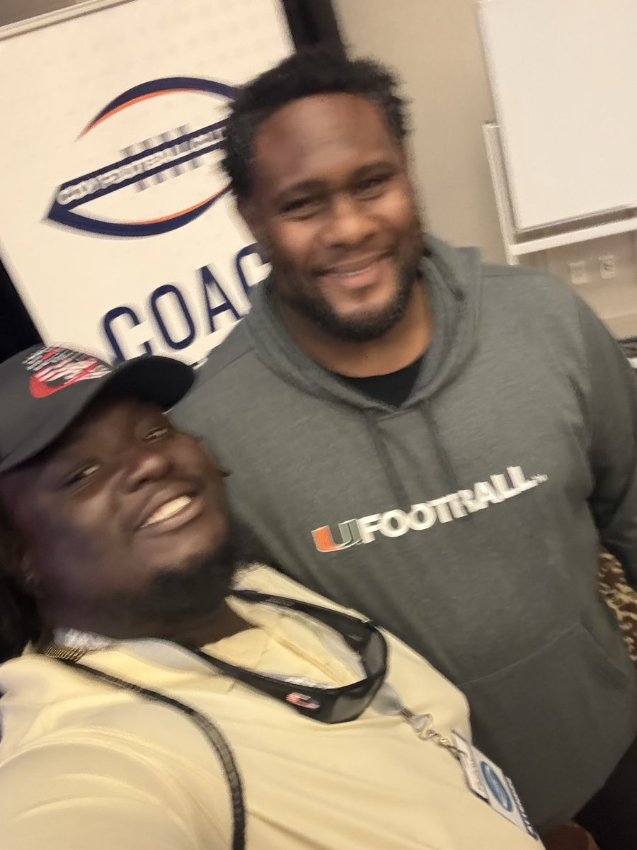 Coach Fontroy tweet media