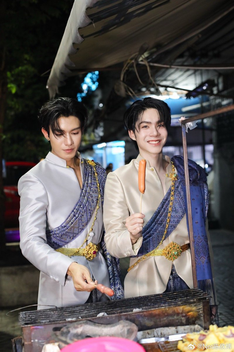 NetOfficialTH's tweet photo. 〰️ #NetWeibo Update : Net陈欣博 ✨ (2/2)
🗓️ 27.02.2026
🔗 https://t.co/9puOpOBfbA
欢迎来到泰国,一起开心吧!
@netsiraphop @jj_rcp
#netsiraphop #jj_rcp
#NETJJ https://t.co/l2OK2hTXnd