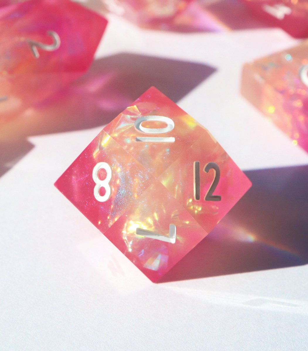 Everything Dice 🎲✨ tweet media