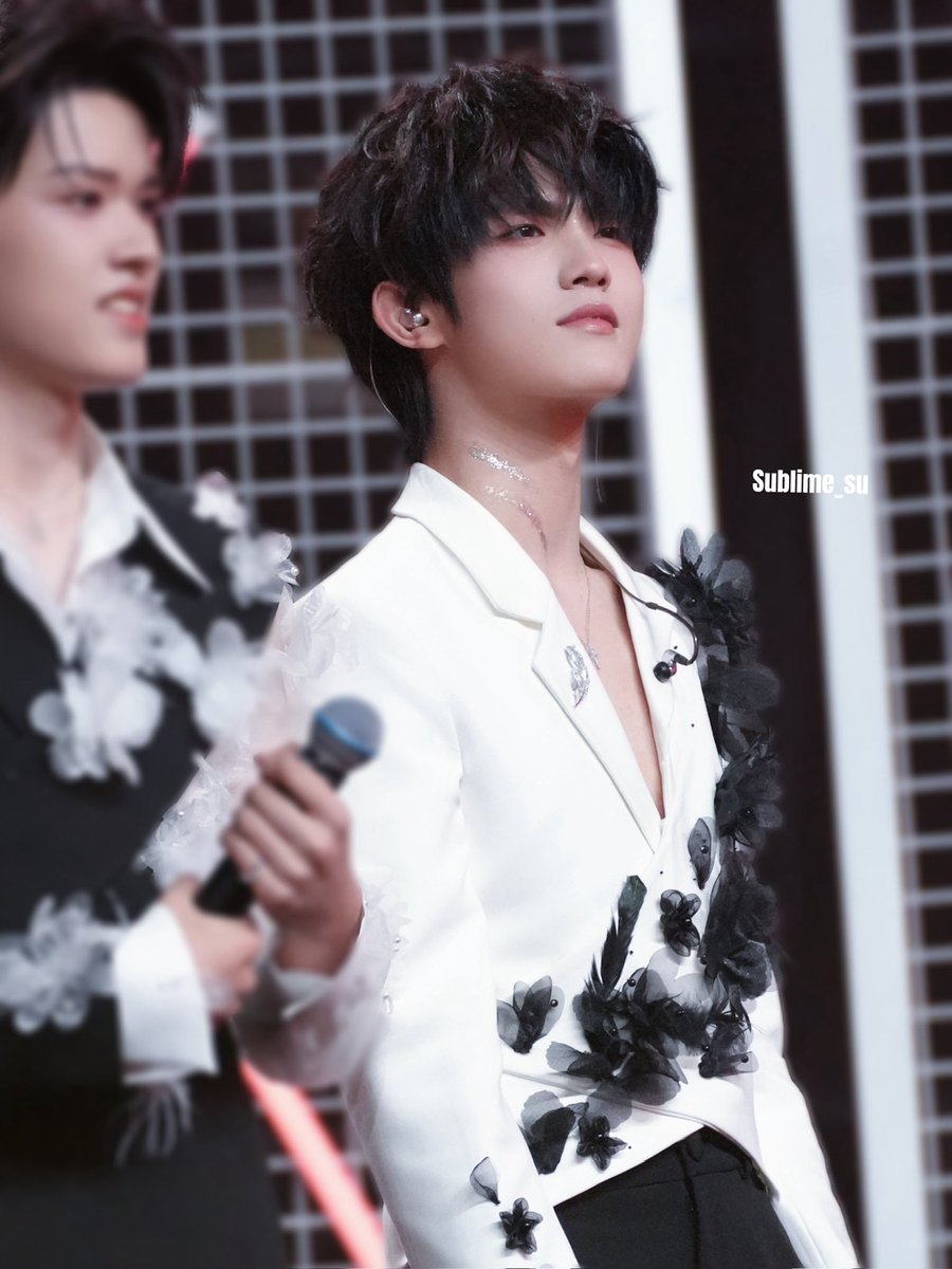 Sublime_su tweet media