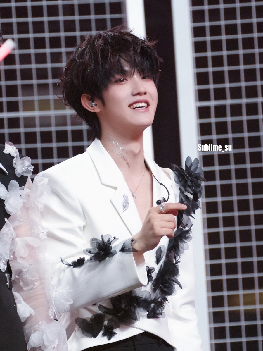 Sublime_su tweet media