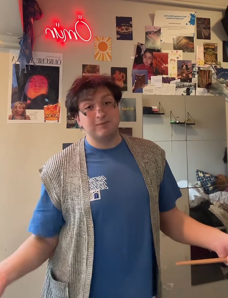 bu abinin bana kpss anlatmasına ihtiyacım var