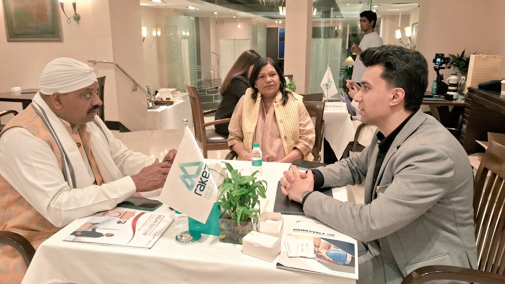 DrVijayTiwariJi's tweet photo. It was a pleasure meeting a delegation from #RasAlKhaima @UAEmediaoffice @IndembAbuDhabi @UAEembassyIndia for collaborating with #IECSME_KamdhenuChairs for #Universities #Finance #Market  #Technology 

@rashtrapatibhvn @VPIndia @narendramodi
@PMOIndia @AmitShah @HMOIndia

@ANI https://t.co/1PStU0CS6l