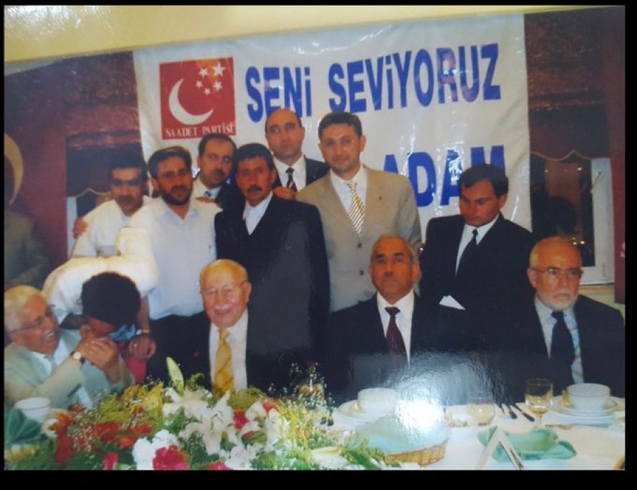 H_ahmet_dogan's tweet photo. 2003 Gaziantep 
Prof.Dr.Necmettin Erbakan

Bugün, vefatının yıl dönümünde, Erbakan hocamızı rahmetle ve minnetle anıyorum. 
Ömrünü ülkesine, milletine ve davasına adayan Erbakan hocamızın bıraktığı miras, yolumuzu aydınlatmaya devam ediyor. 
Rabbim mekanını Cennet, Makamını âli eylesin.