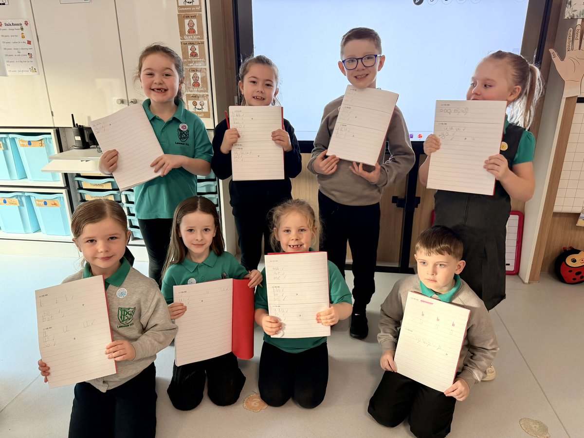 Miss Scott & Room 3 tweet media