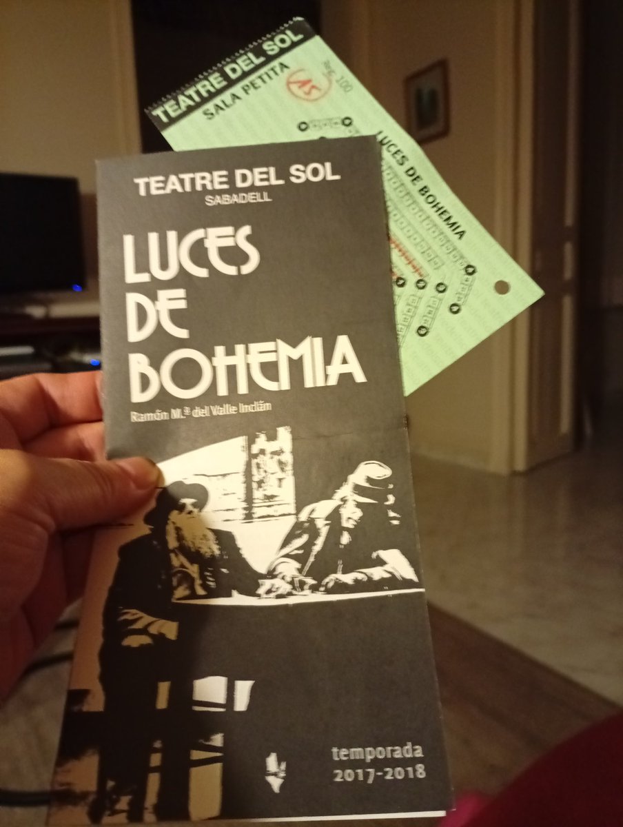 efalip's tweet photo. Torno a veure #LucesdeBohemia, ara al @TeatroEspanol. #ValleInclán https://t.co/Iq0dZUw9ED