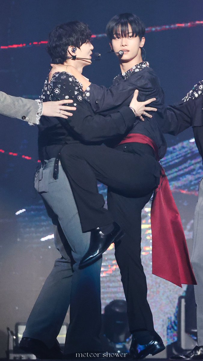 a_wish_for_vixx's tweet photo. 260221 2026 VIXX FAN CONCERT 'Case No. VIXX' 첫콘

너무 불미스럽다 진짜..

@CHA_NNNNN #엔 #차학연 #N #CHAHAKYEON
@JUNGTW_LEO #레오 #정택운 #LEO #JUNGTAEKWOON 
#빅스 #VIXX #VIXX_FAN_CONCERT #CaseNo_VIXX https://t.co/Pp9YKcaDLr