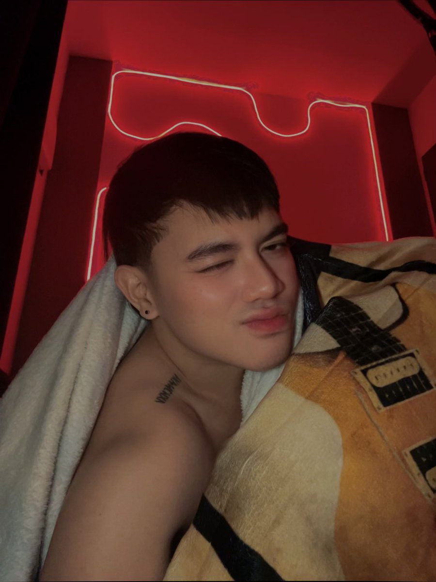 Kentflancia's tweet photo. Tulog na ta? 💤 https://t.co/vUI7FIqcFg