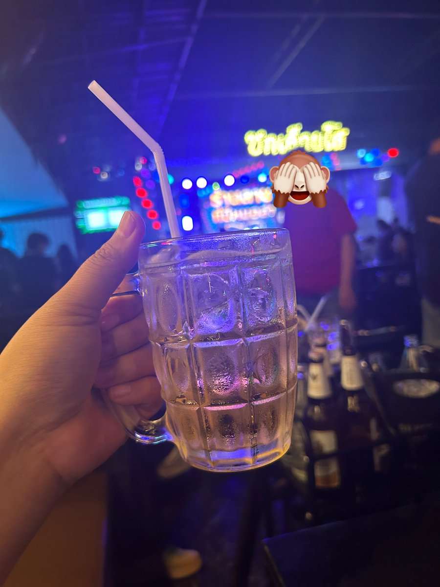 หาเลสคุยกันค่ะ (@les2ways) on Twitter photo 