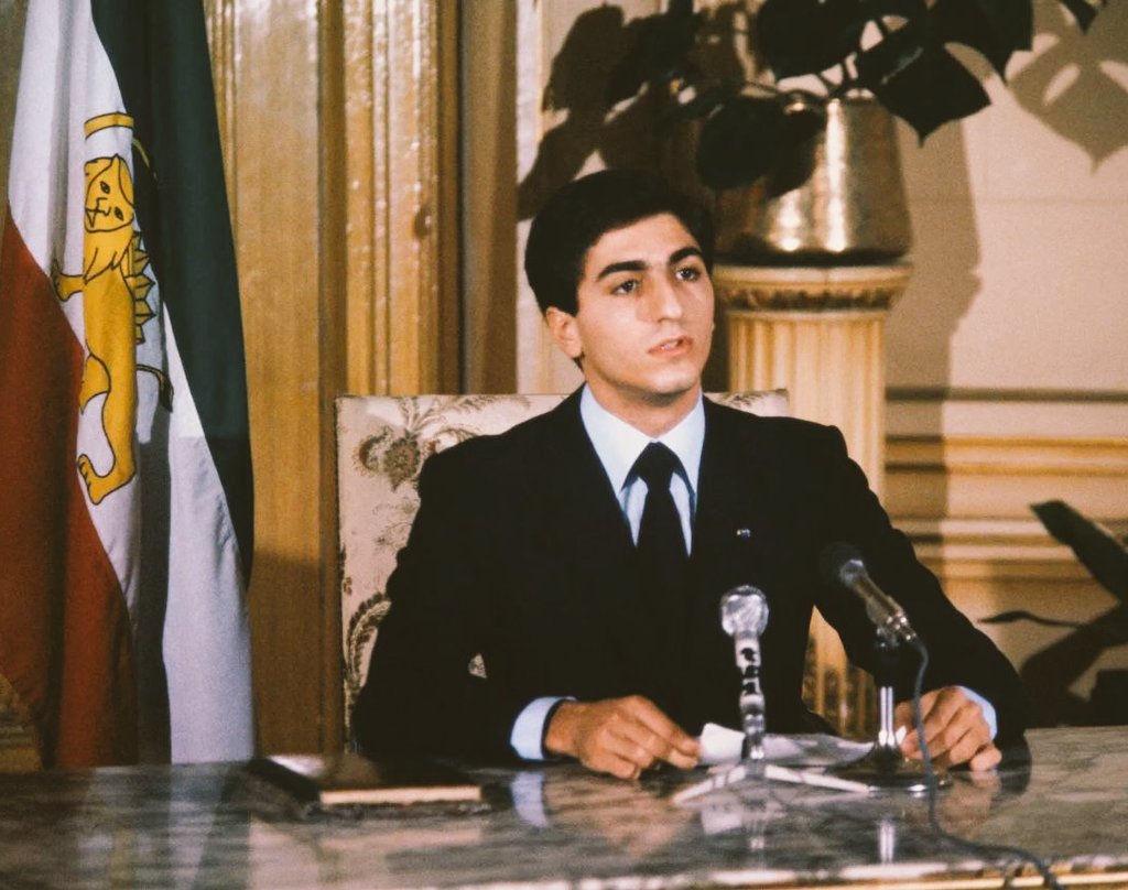 Persian picture tweet media