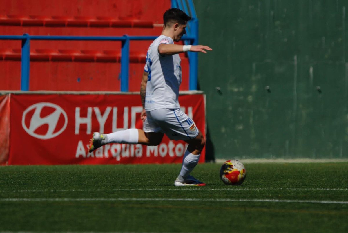 Manu Sarmiento tweet media