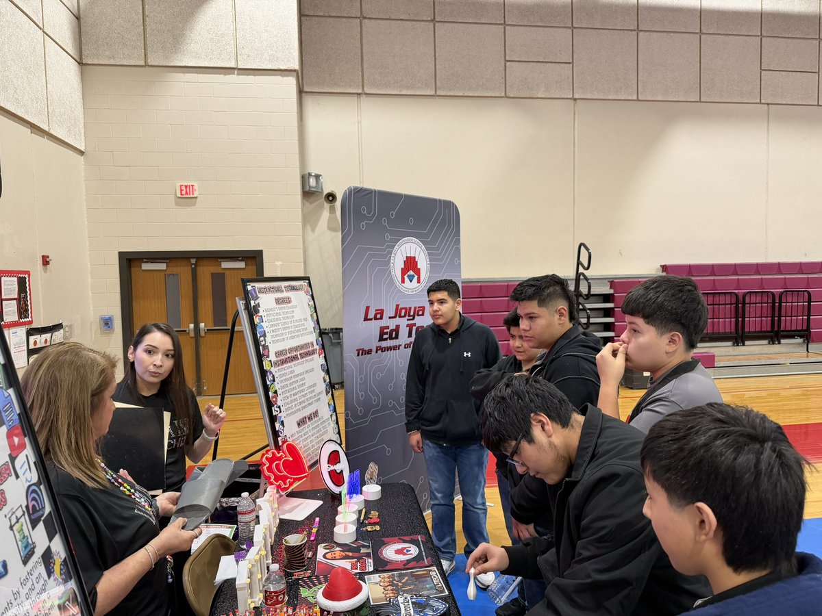 ᑕᒪEᗰ Gᗩᖇᘔᗩ 💻 tweet media