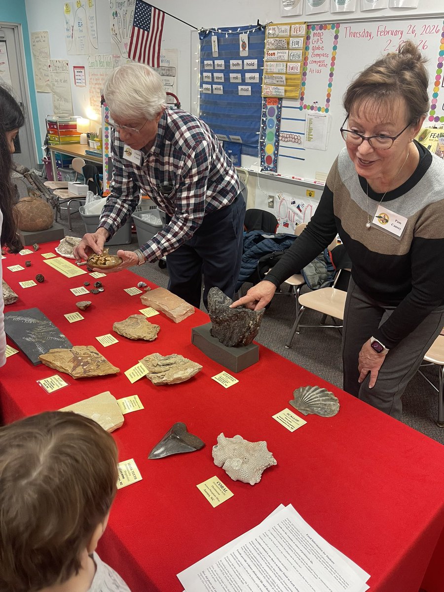 Mrs. Deviney tweet media