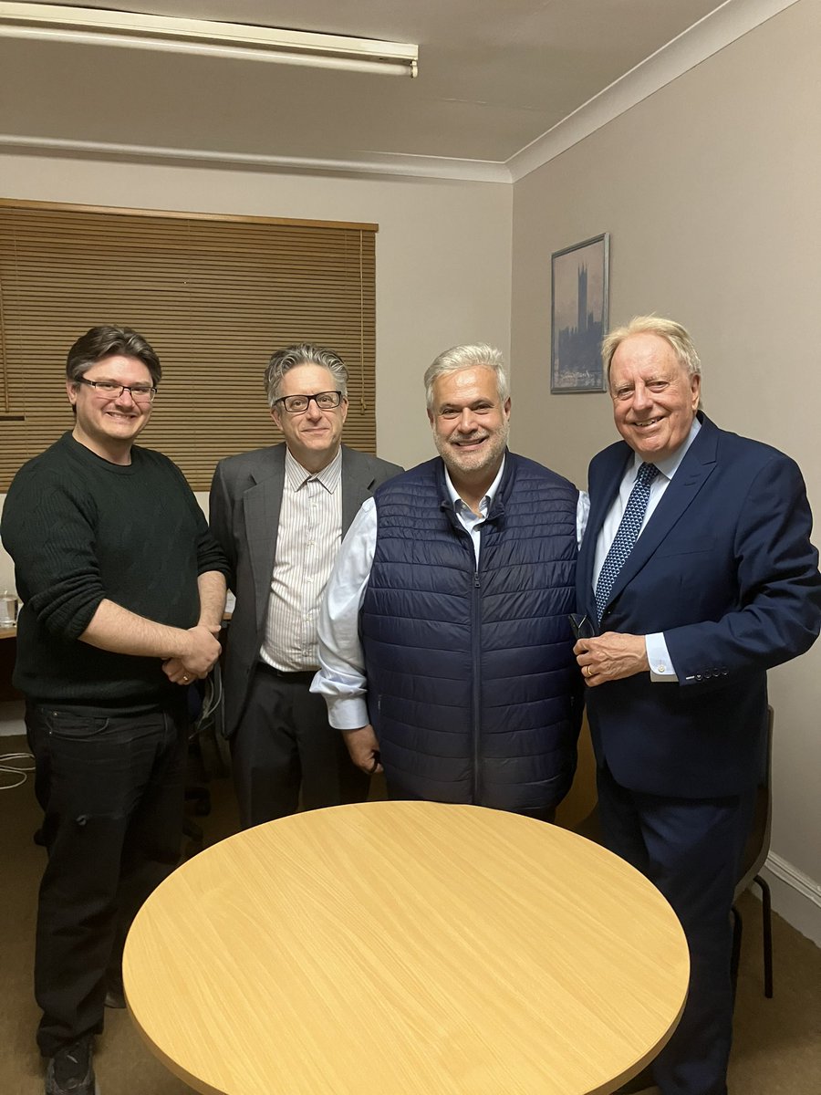 Sir David Evennett tweet media