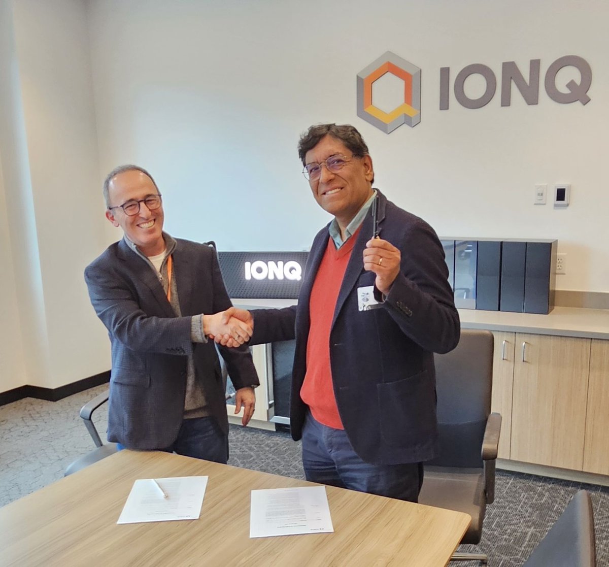 IonQ hardware is going into the Kipu Quantum Hub.
With production access and resale rights.

When software is developed on your architecture and sold alongside it, the platform compounds.

linkedin.com/posts/kipu-qua…
