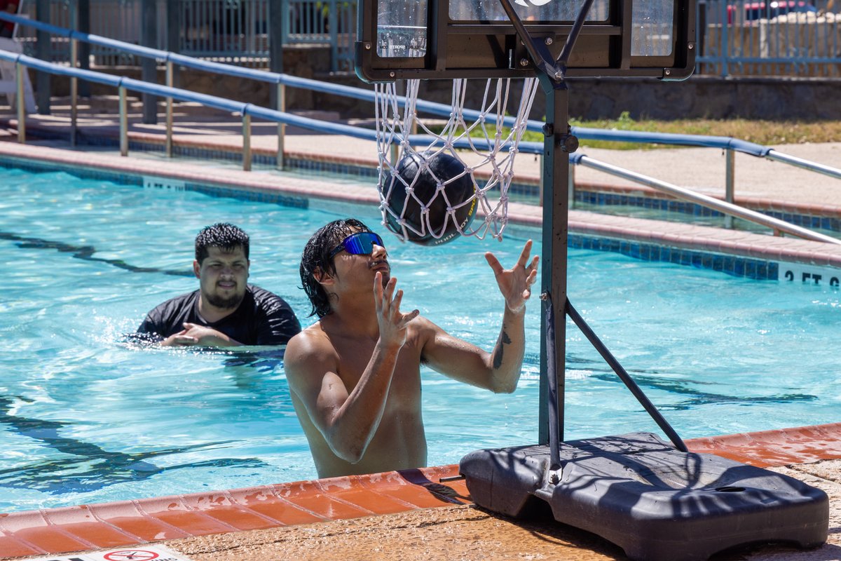 Laredo College tweet media