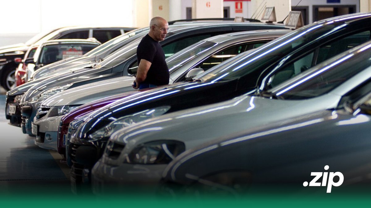 QUÉ PRODUCTOS PODRÍAN BAJAR HASTA UN 25% SI SE ELIMINA EL IMPUESTO DE LUJO.

Si el Senado aprueba la reforma laboral, el gobierno eliminará los impuestos internos a autos, telefonía, seguros, aviones y embarcaciones.