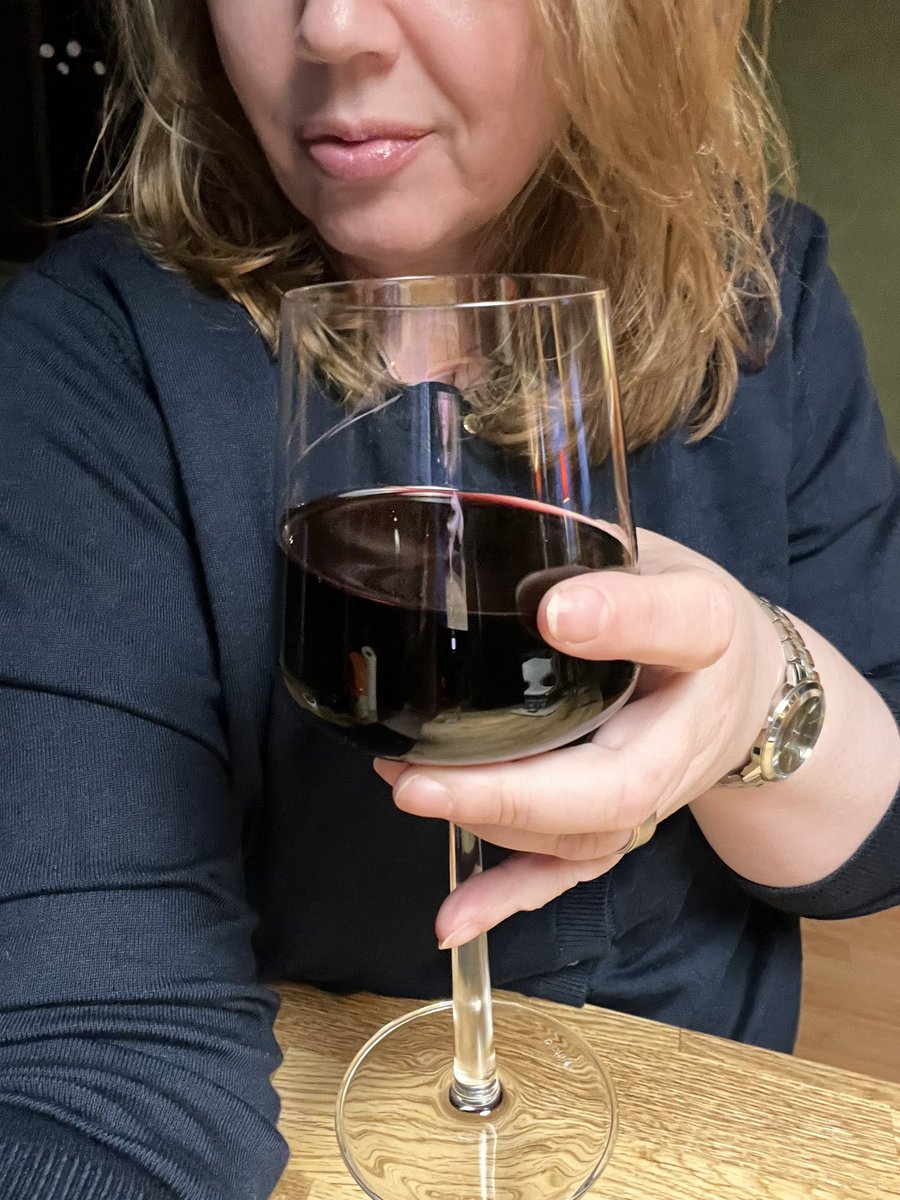 Fru Blåbär tweet media