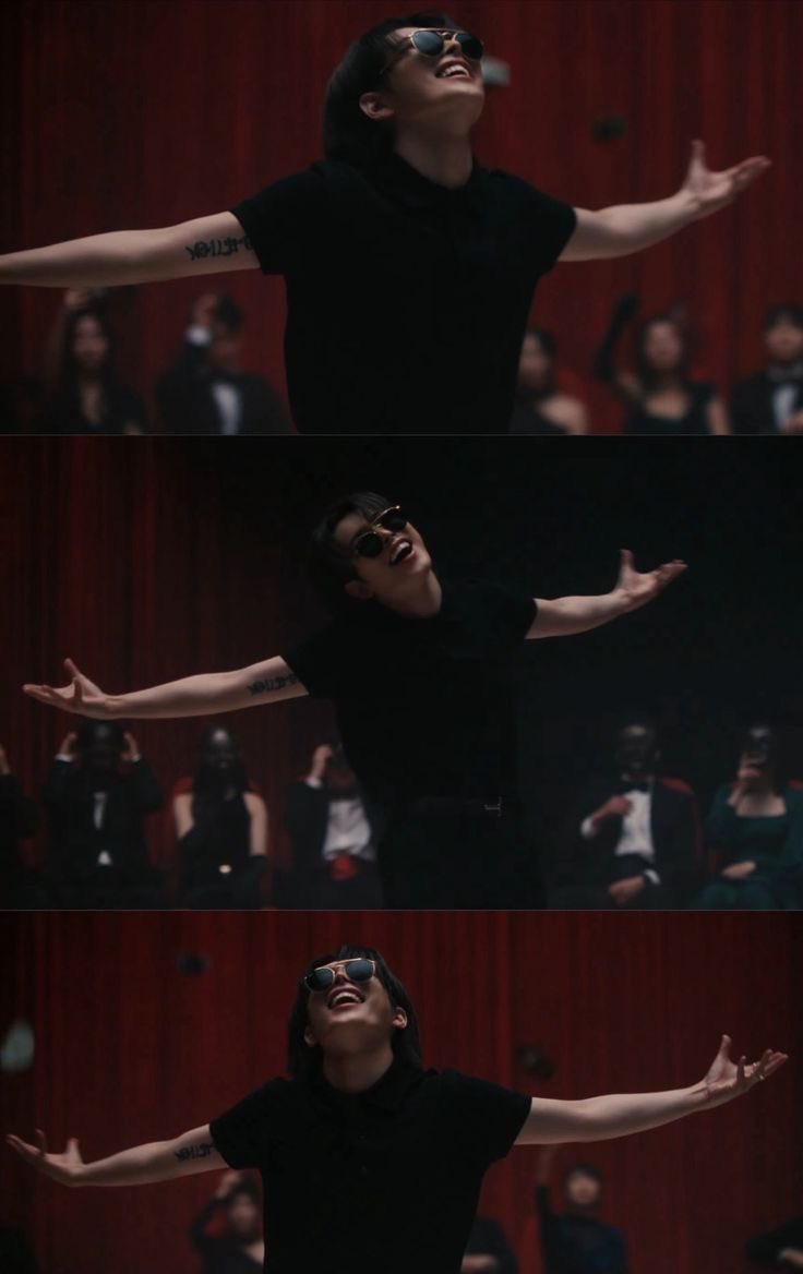 i cannot begin to describe the feelings that rushed through me when i first saw this scene