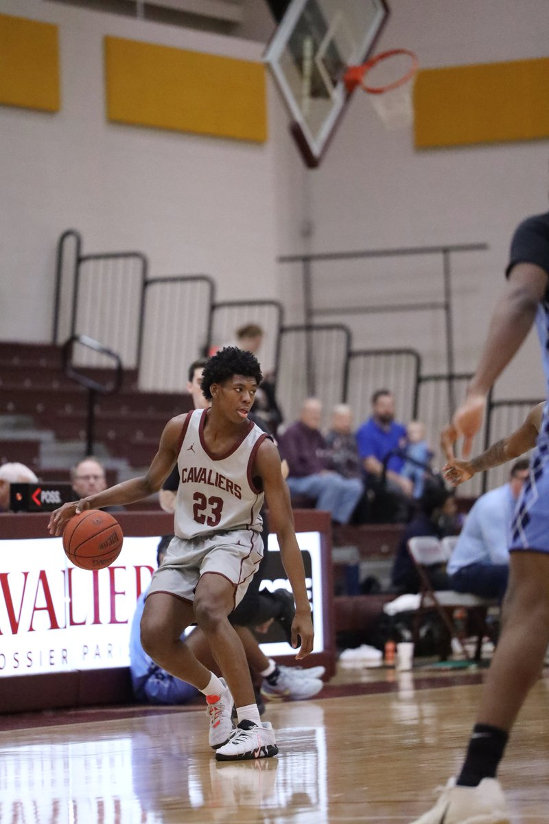 Second-half surge = #RegionXIV win over Lamar State–Port Arthur. Recap: bit.ly/4l39LM3

Final home game tomorrow, 4pm vs. Blinn. We honor our sophomores before tip. Be there. Be loud. 🏀⚔️#GoCavs #SwordsUp #BPCCproud #NJCAA