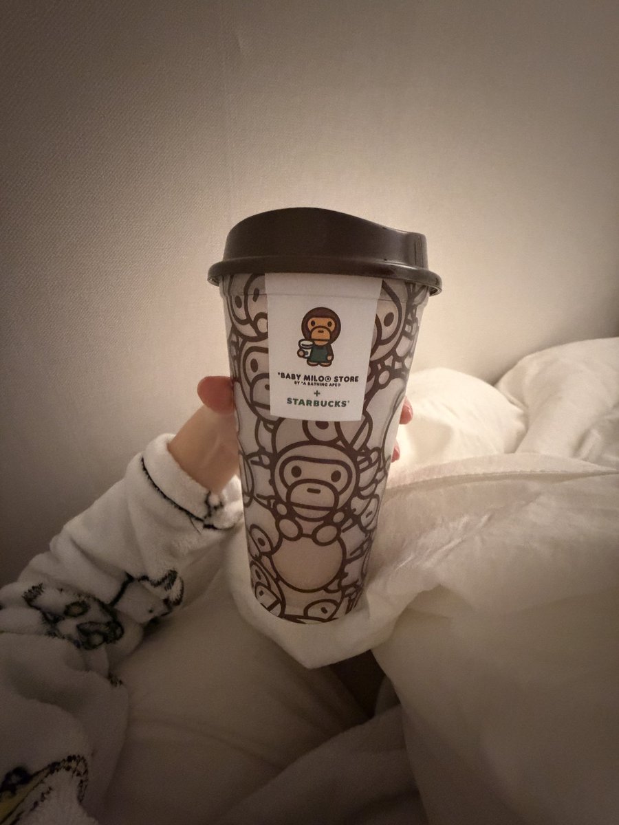 👩🏻‍❤️‍💋‍👩🏼 tweet media