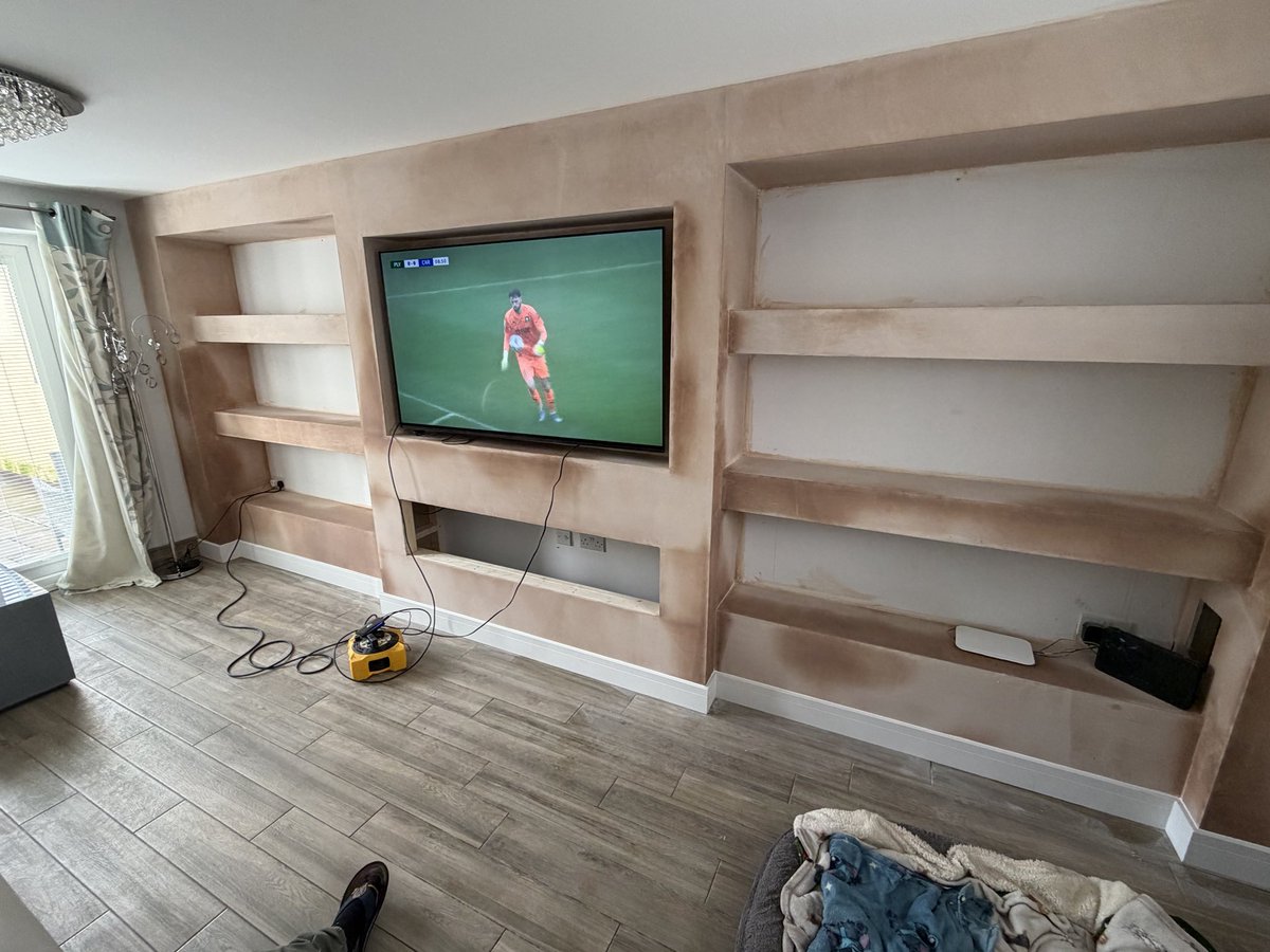 Steve Lewis tweet media