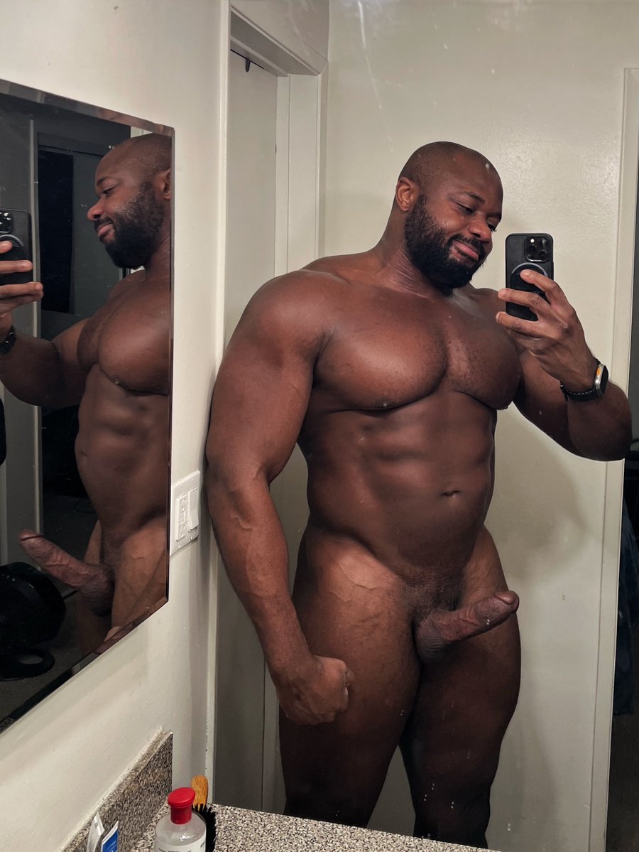 CocoaMuscle 💪🏿🐻 tweet media