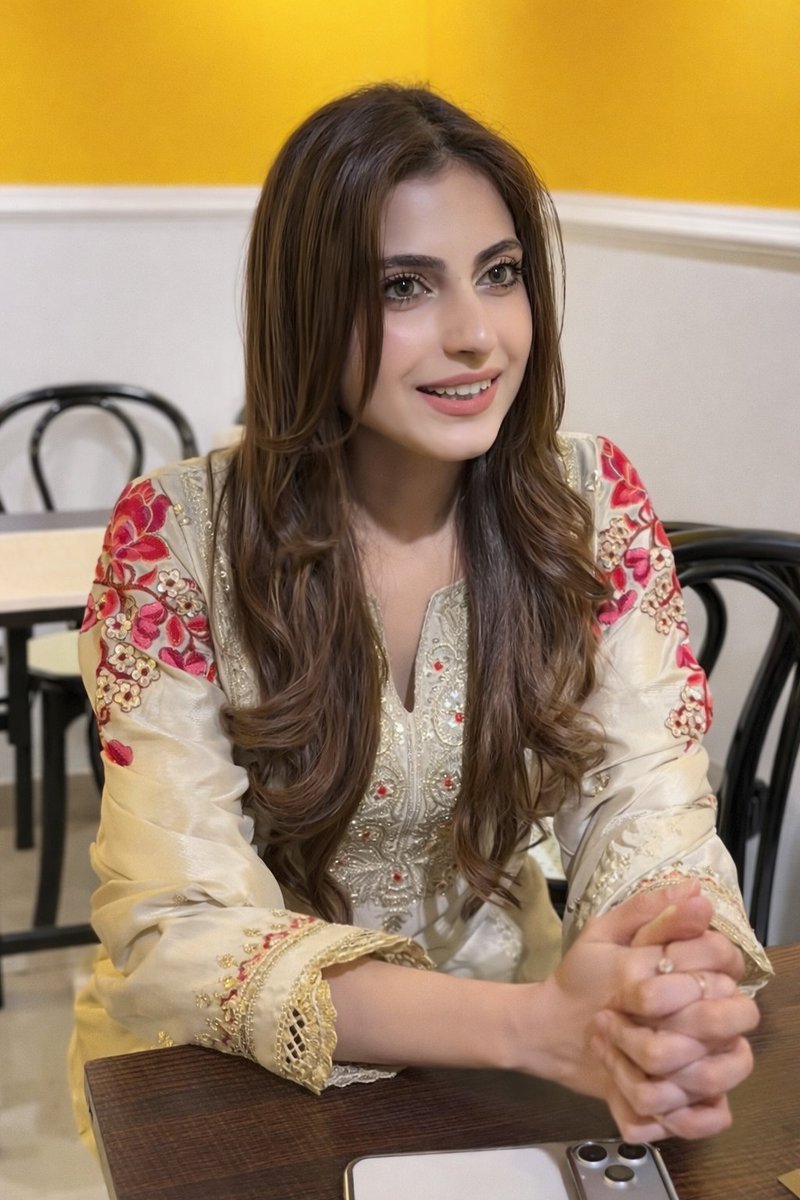 Her heart shines quietly, but its light reaches everyone.
In a world full of noise, <a href="/Farrhana_bhatt/">Farrhana Bhatt</a>’s kindness is a calm blessing.

#GoldenHeartFarrhana #FarrhanaBhatt𓃵 #FarrhanaBhatt #FarrhanaRebellions