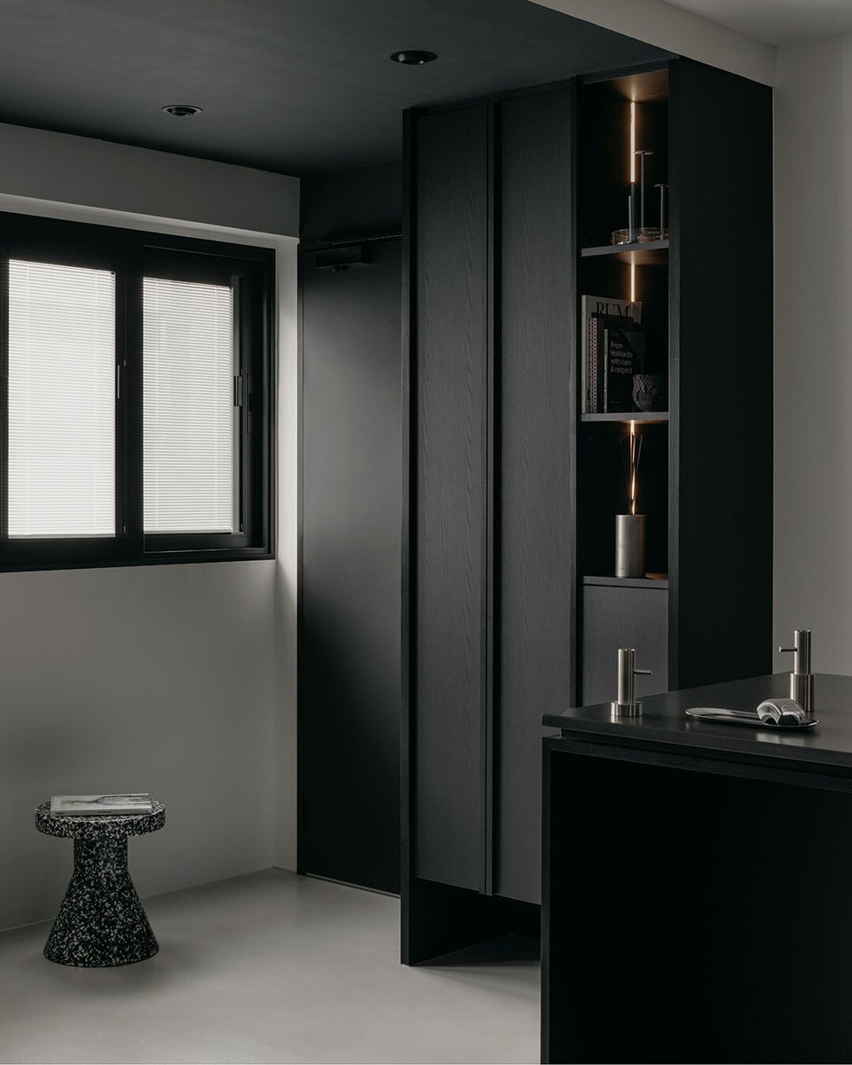 Designed for flexibility, styled for real life.
The Bit Stool brings comfort and character to workspaces and living spaces alike.