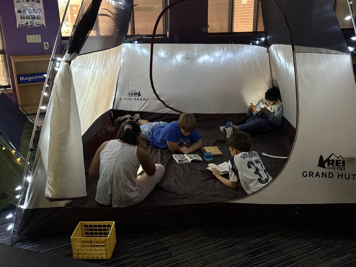 Wyatt Elementary Library tweet media