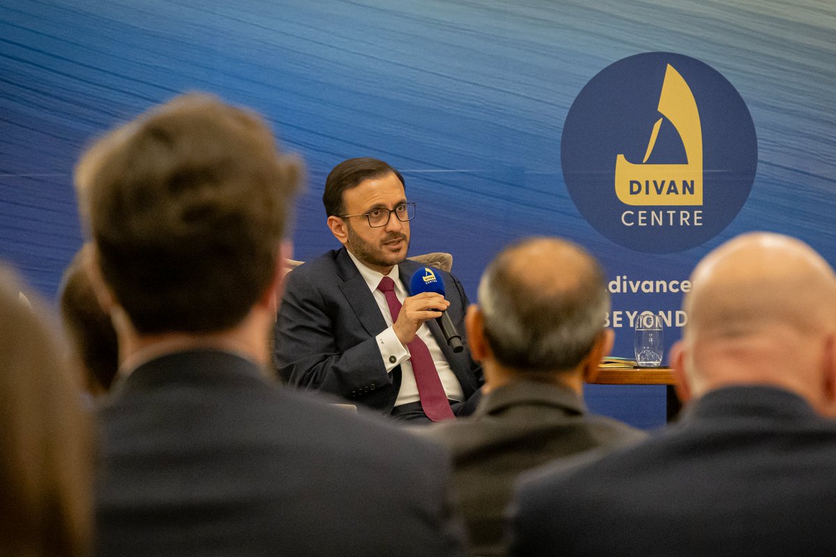 DivanCentre's tweet photo. Clear message: Qatar rejects military escalation and prioritizes political solutions.
Dialogue — despite pressure and complexity — remains the only viable path to conflict resolution. 🗣️✨ (3/5)
#ConflictResolution #Dialogue #InternationalSecurity https://t.co/zMzyLN7KgI