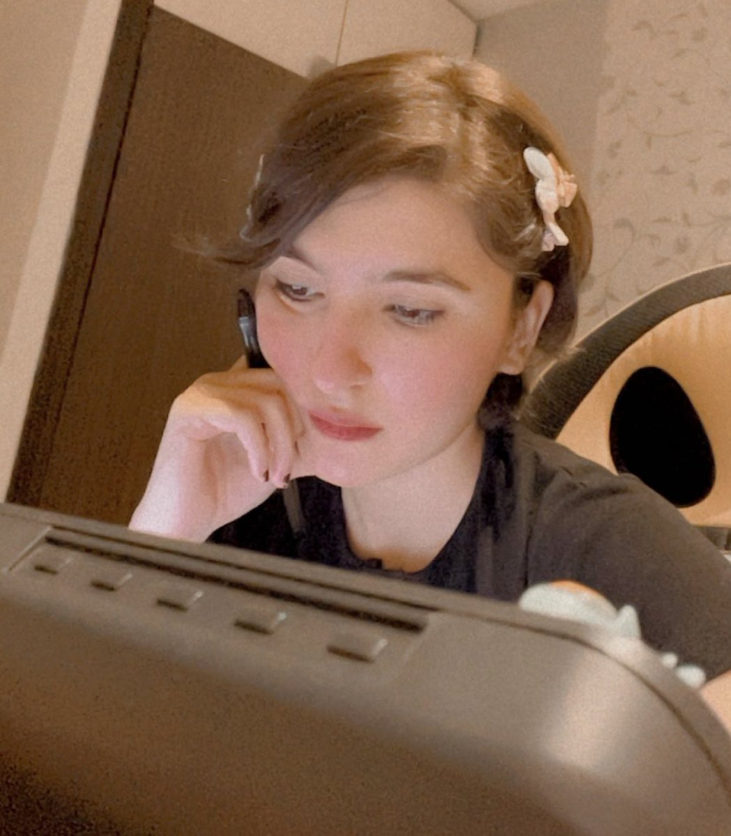 ☆ A S H L E Y☆ tweet media