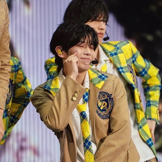 Post by 長尾謙杜 顔 on X: 長尾謙杜 顔