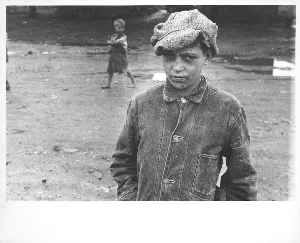 Untitled ("Hooverville," Circleville, Ohio)