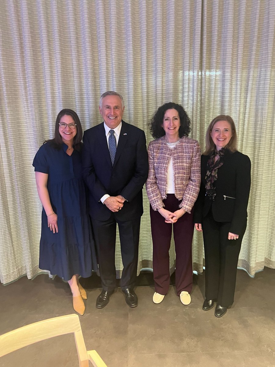 Marina Rosenberg tweet media