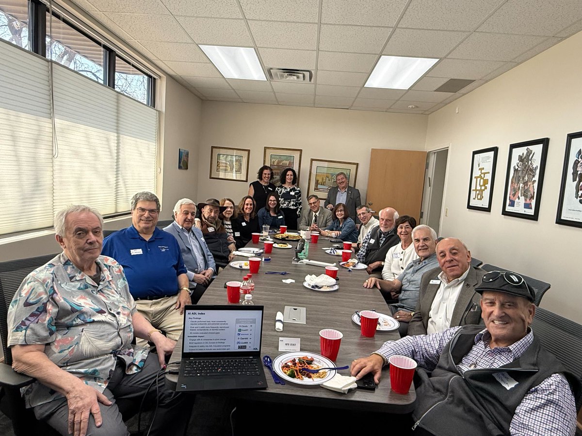 Marina Rosenberg tweet media