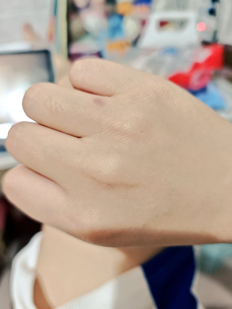 呲呲气泡水 tweet media